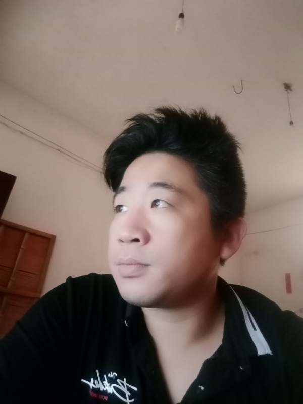 迷失本心的第一张照片--宁德中老年相亲网